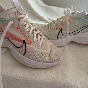 Nike Women's Cream and Pink Athletic Shoes